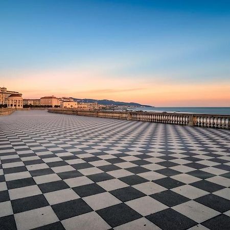 Апартаменты Il Garibaldino Ливорно Экстерьер фото